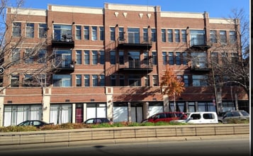 Building Photo - 837 S Western Ave