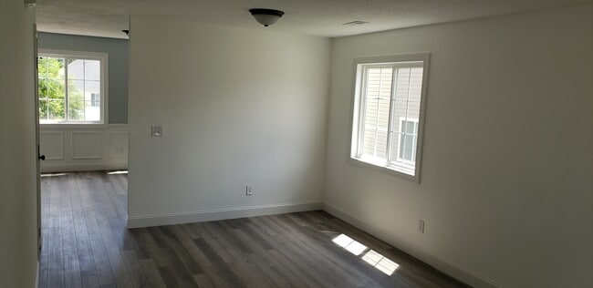 Building Photo - 3716 Wynterhall Way
