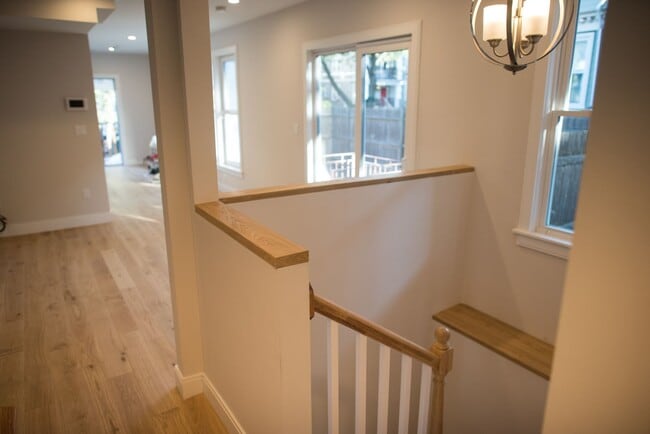 Photo - 14 Sumner St Apartment