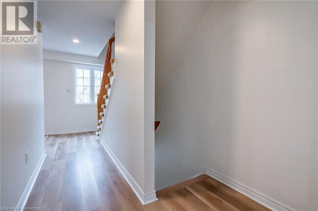 Building Photo - 2075 Walkers Line