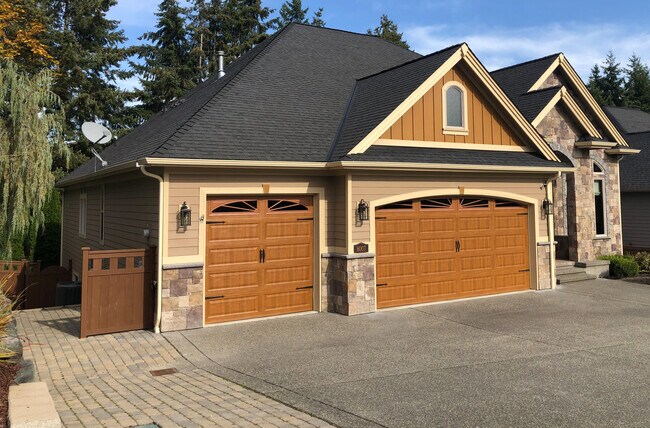 Foto del edificio - 8007 113th Street Ct E