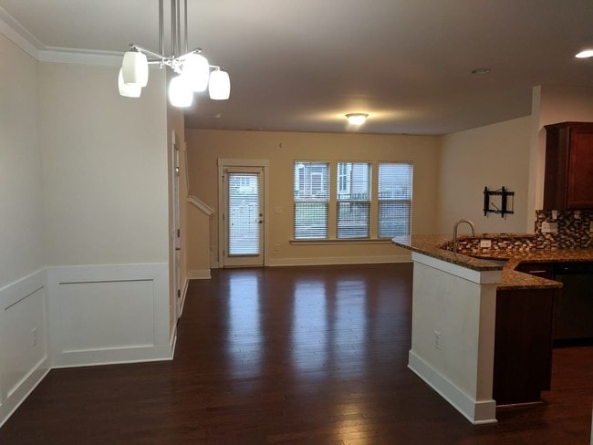 Building Photo - 214 Brier Crossings Loop