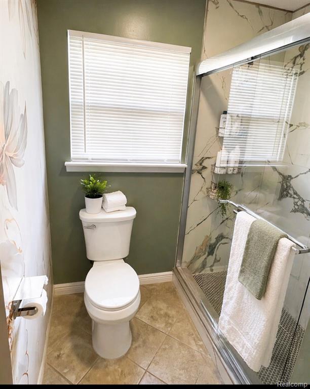 Foto del edificio - 18590 Blakely Dr