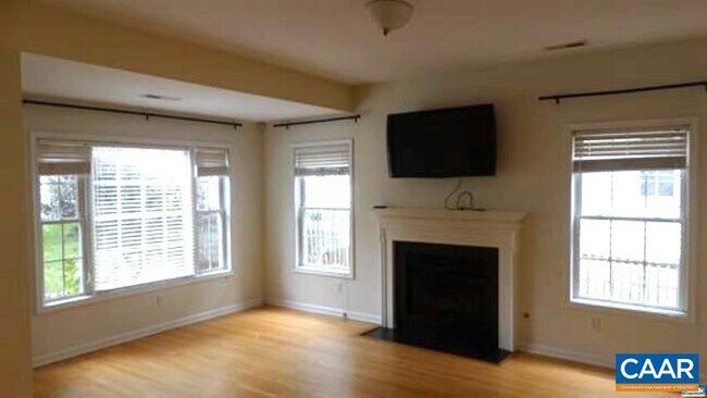 Foto del edificio - 140 Burnet St