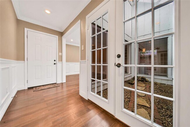 Building Photo - 22627 Indian Ridge Dr