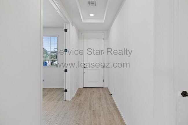 Foto del edificio - 17313 W Corrine Dr