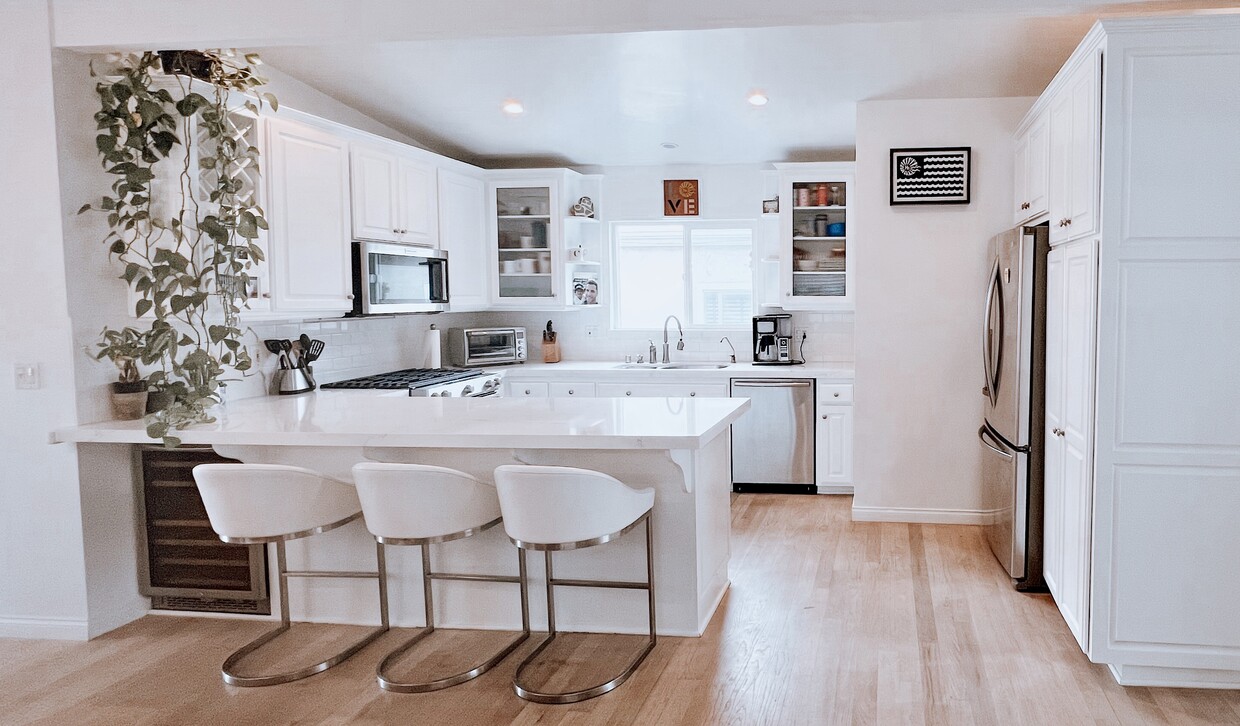 Photo - 1230 2nd St (Hermosa Beach, CA)