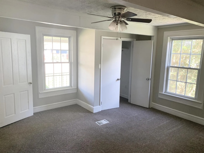 Primary Photo - Stylish Downtown Retreat in the Heart of G...