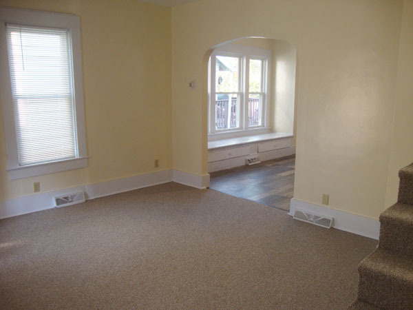 Living Room, looking toward kitchen. - 458 McConnell St