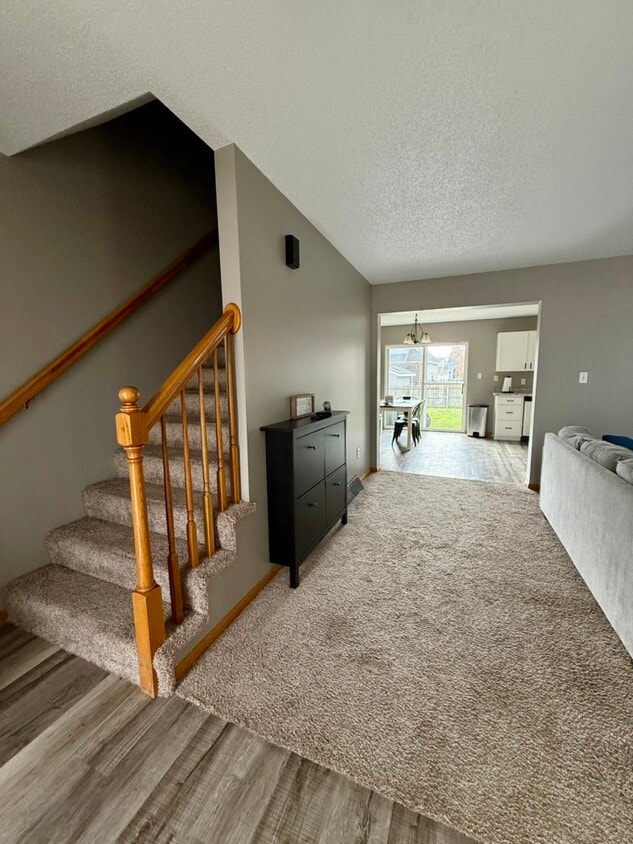 Entryway - 3006 SW Glenbrooke Blvd