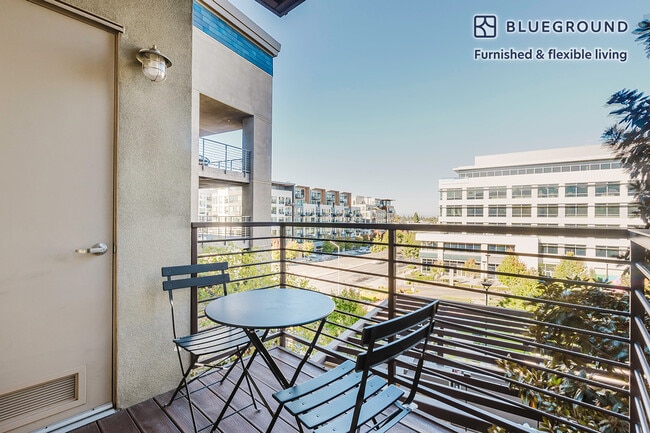 Foto del edificio - 545 San Antonio Rd