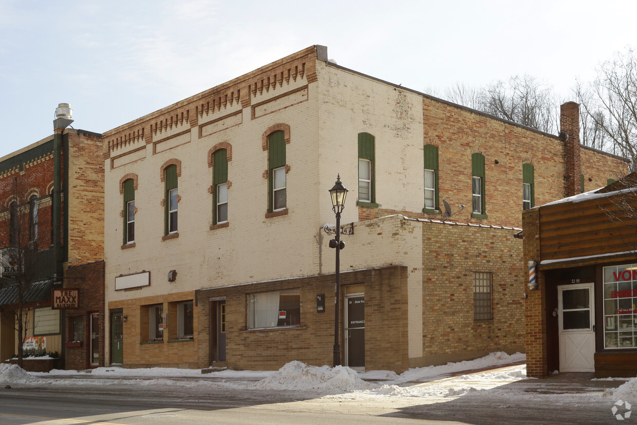 Primary Photo - 38 State Rd