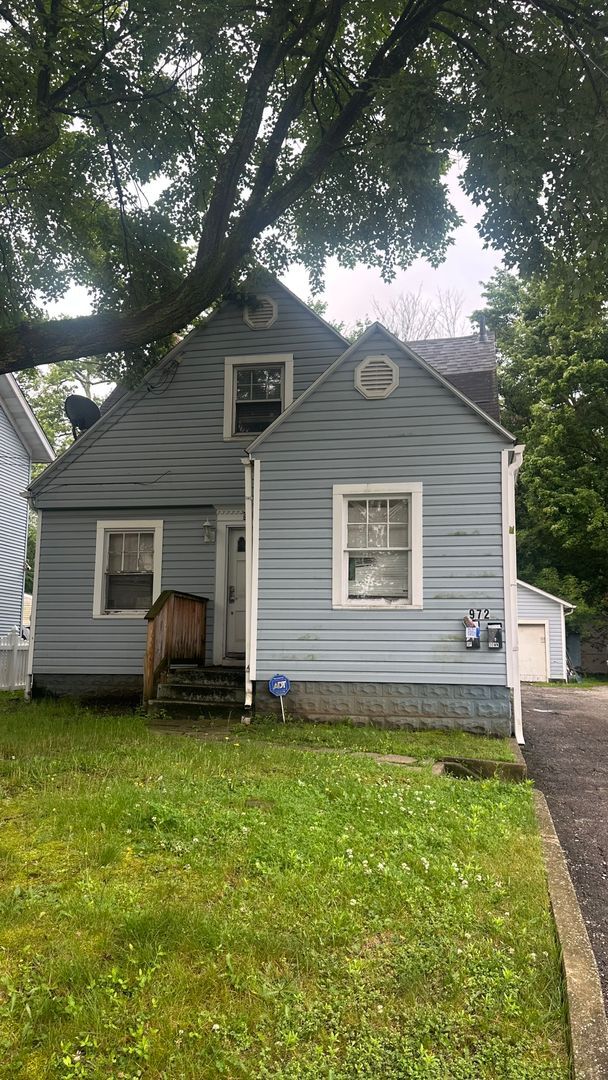 Building Photo - 972 Hunt St