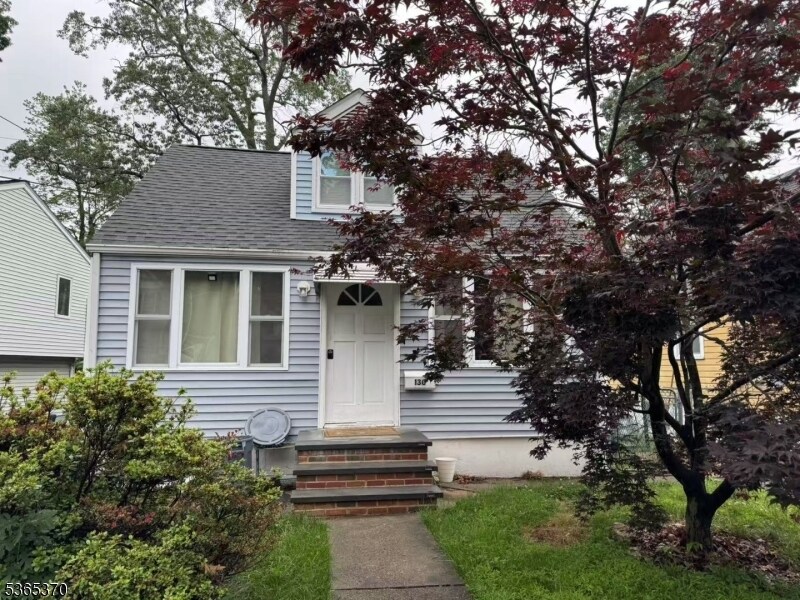 Foto principal - 130 Lawrence Rd