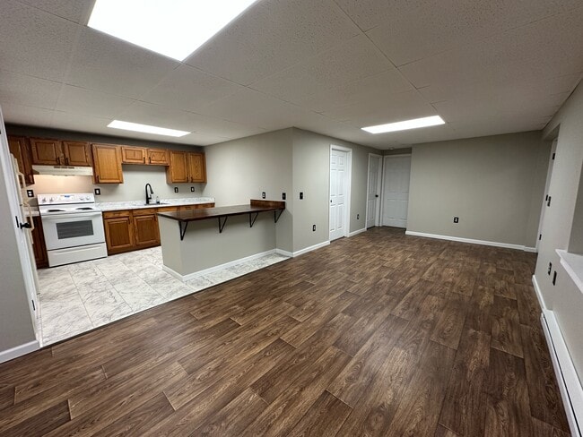 Foto del edificio - 34209 US-6