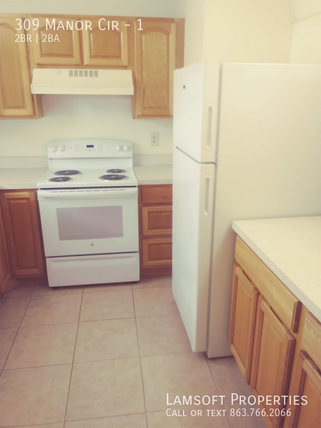 Building Photo - 309 Manor Cir