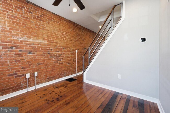Building Photo - 2663 Martha St