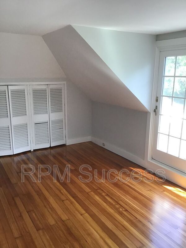 11 Doane St, Fairhaven, MA 02719 House Rental in Fairhaven, MA