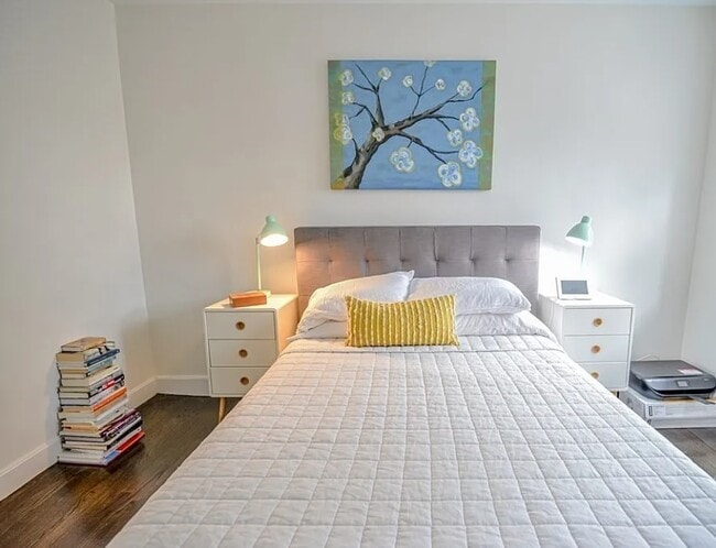 Foto del edificio - 8701 Jamaica Ave