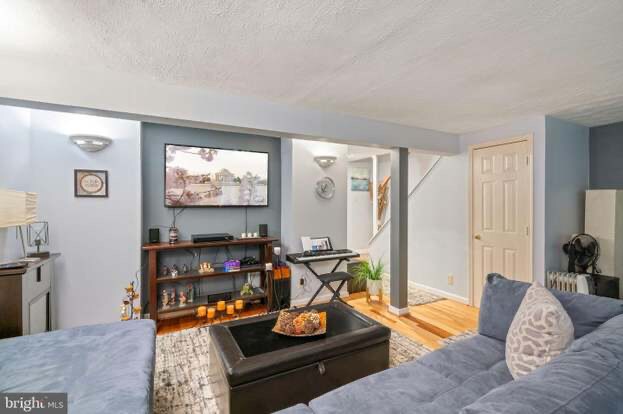 Primary Photo - 15017 Oak Crest Ct