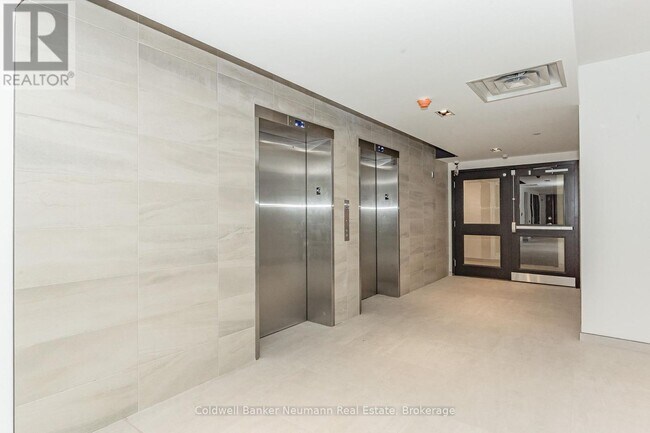 Building Photo - 505 - 505-332 GOSLING GARDENS