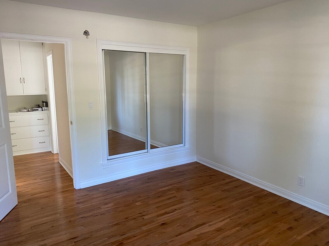 Bedroom - 15900 W Sunset Blvd