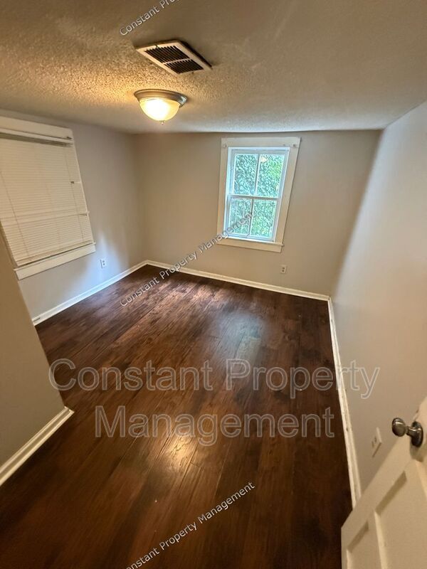 Foto del edificio - 730 Liberty St