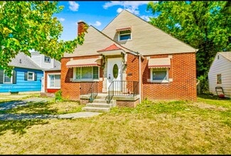 Building Photo - 1802 Bide A Wee Park Ave