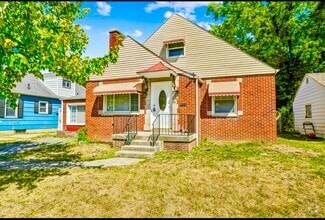 Building Photo - 1802 Bide A Wee Park Ave