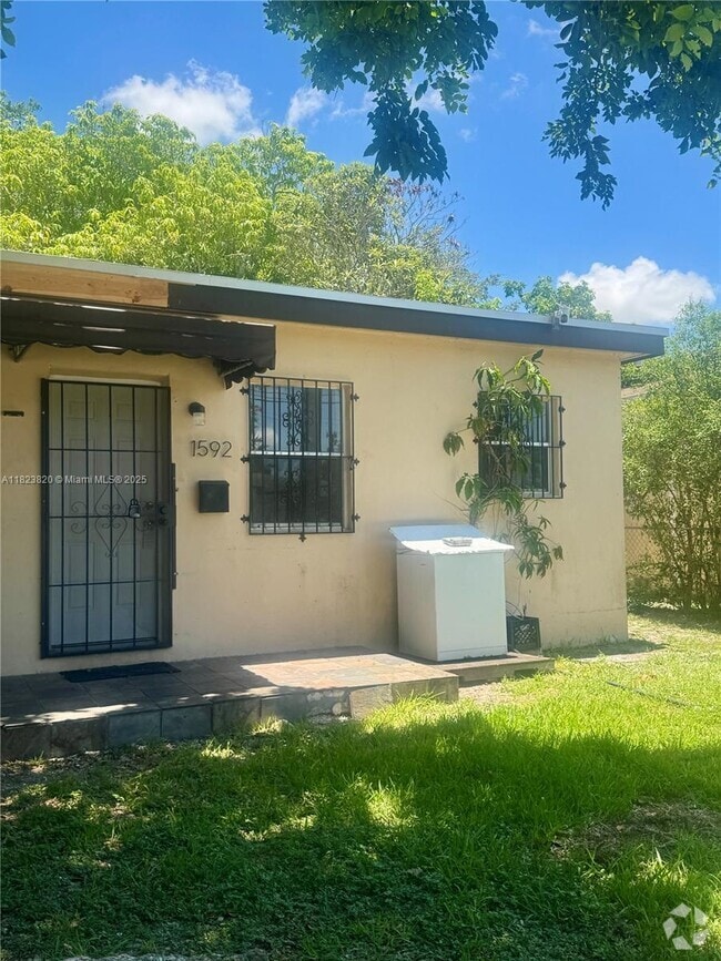 Building Photo - 1590 NW 56th St