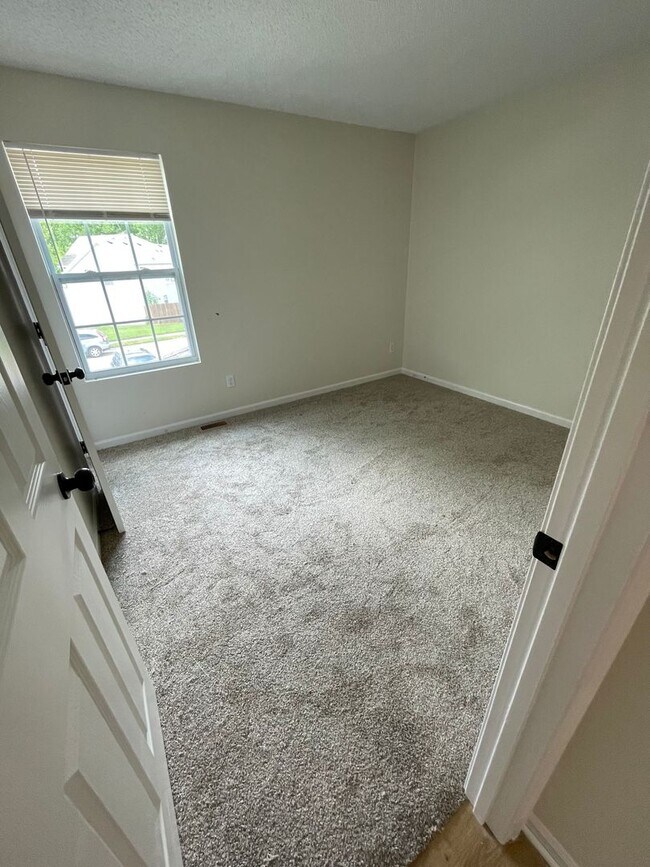 Foto del edificio - 1904-1906 Arlene Dr.