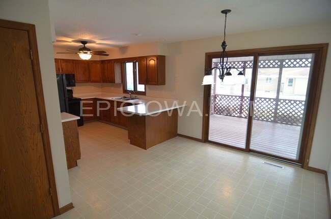 Foto del edificio - 3737 29th Ave