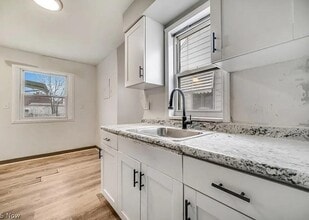 Building Photo - 3753 W 117th St