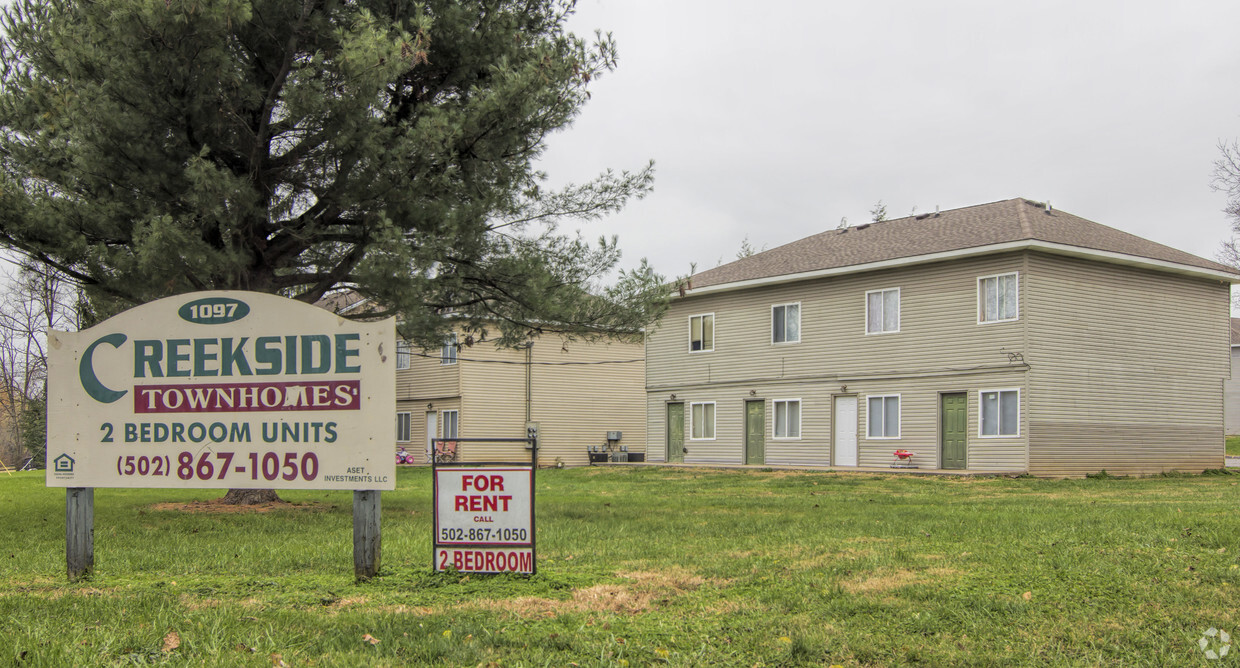 Creekside Townhouses - Pin Oak