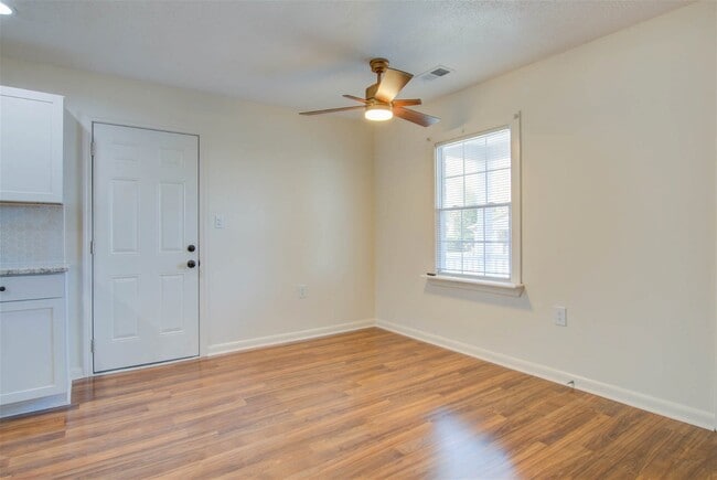Building Photo - 813 Minnie Street, Charleston, SC 29407 - ...