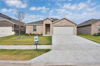 Building Photo - 7221 Mayplace Dr