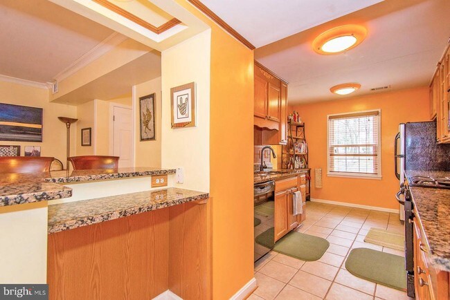 Foto del edificio - 9226 Sprucewood Rd