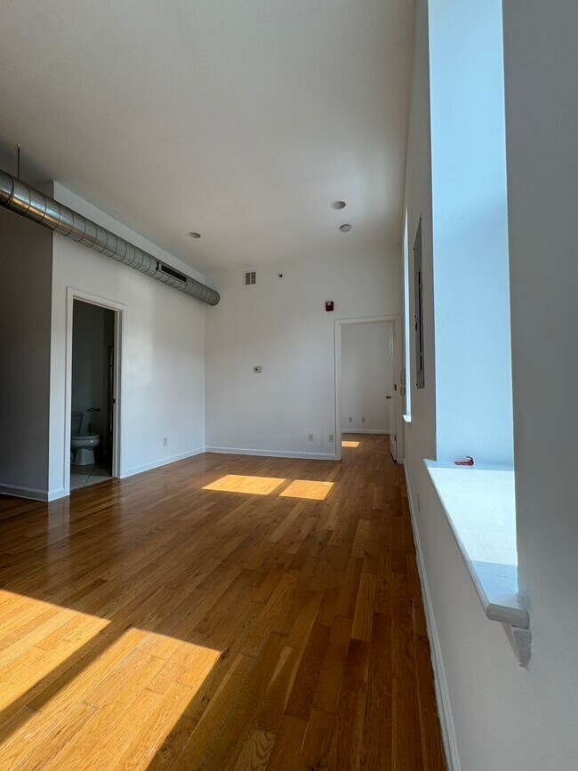Foto del edificio - 1801 W Master St