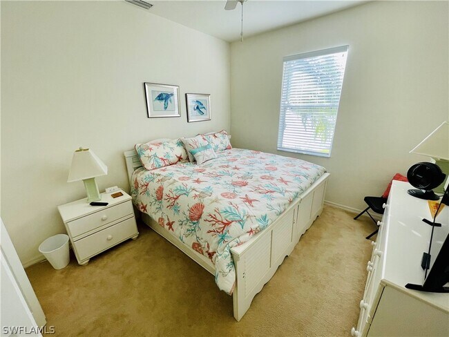 Foto del edificio - 4208 Liron Ave