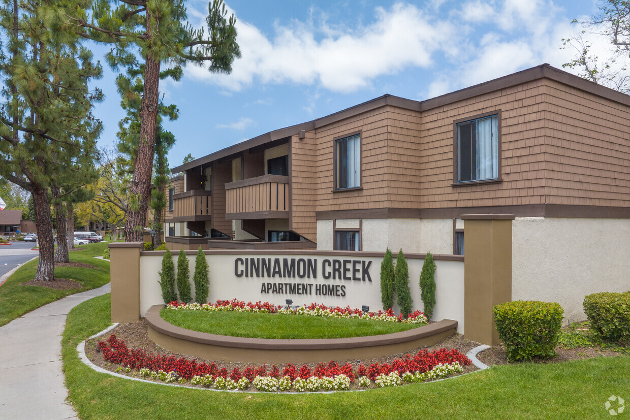 Cinnamon Creek Apartments