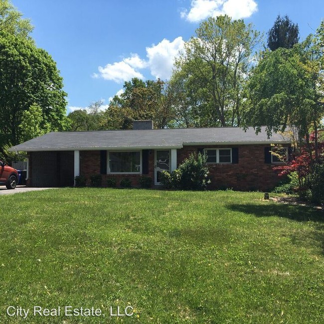 Building Photo - 3 br, 1.5 bath House - 69 Round Top Road