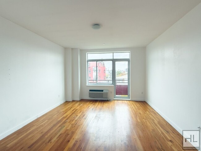 Building Photo - NO FEE / Spacious Sunlit Bushwick Studio / Balcony