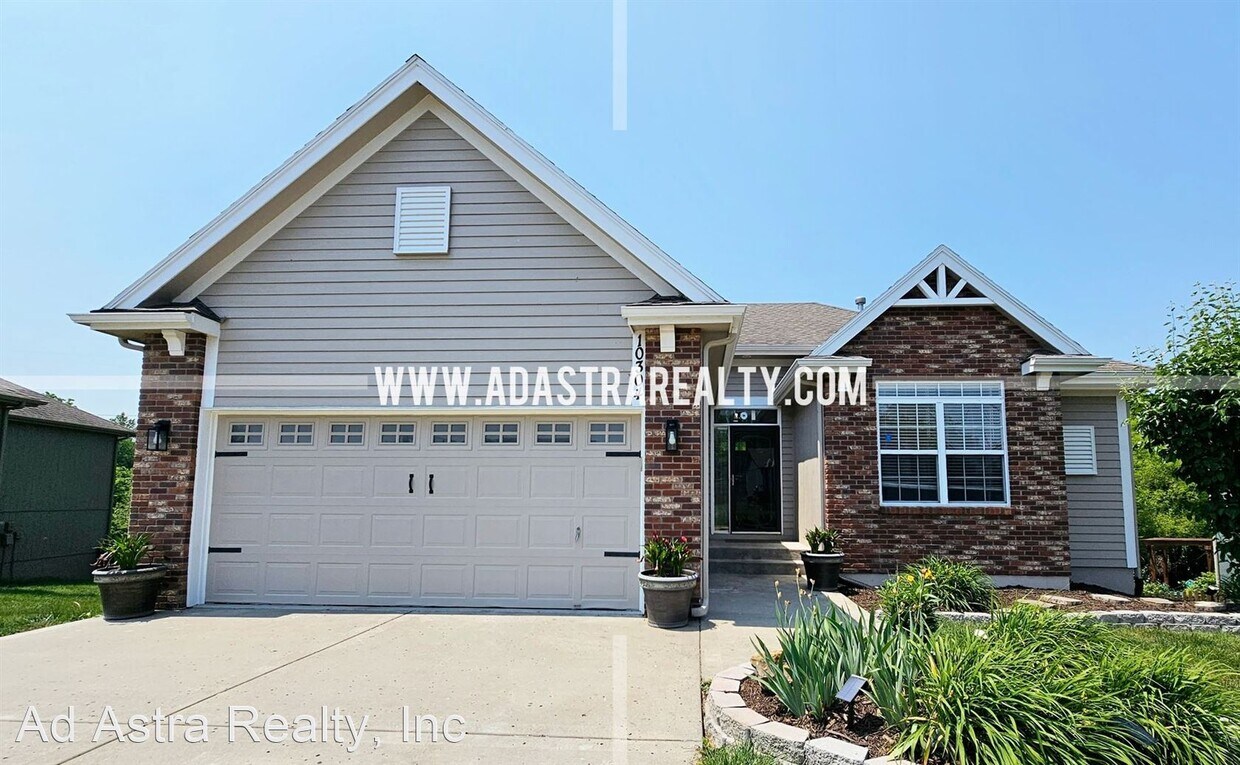 5 br, 3 bath House 10304 N Ln Ave., House for Rent in Kansas City