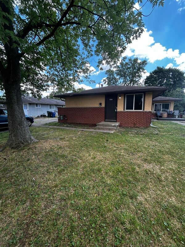 Building Photo - 6187 Ambleside Drive