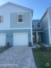 Building Photo - 36 Thurnham Ln