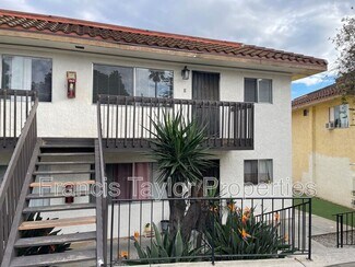 Building Photo - 326 Hillside Terrace