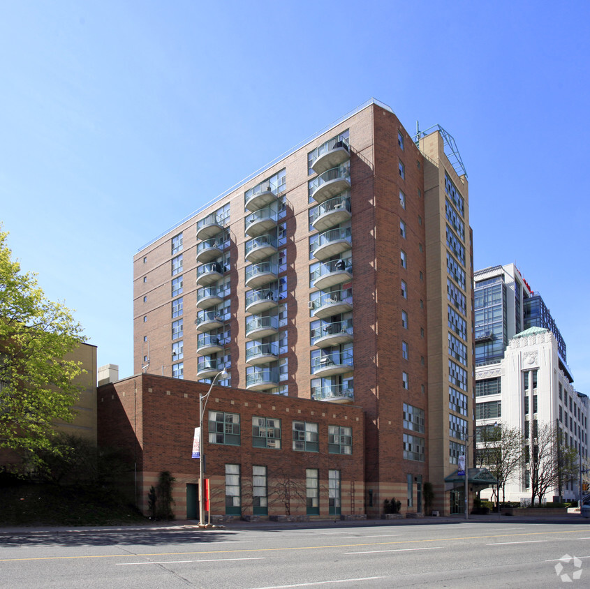 Building Photo - Harbour Channel Housing Co-Operative