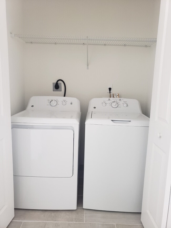 Foto del edificio - Redland Crossings