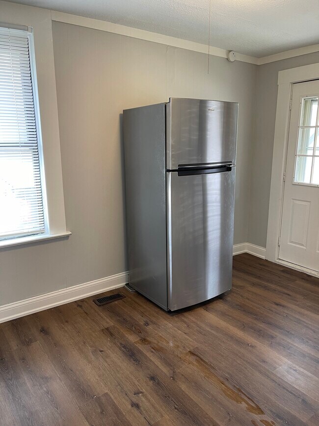 90 E Neff Ave, Columbus, OH 43207 Townhome Rentals in Columbus OH