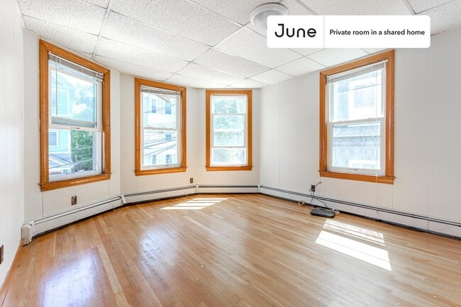 Photo - Room in Shared 5 bed/1 bath home